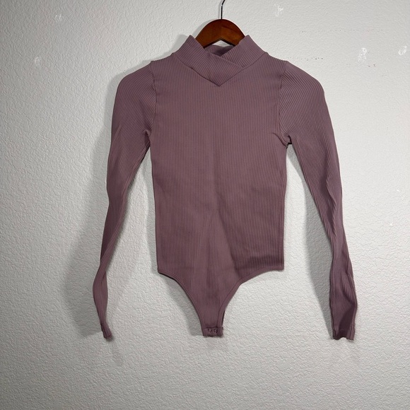 Free People XYZ Mock Neck Purple Bodysuit Women's M/L - Picture 2 of 9
